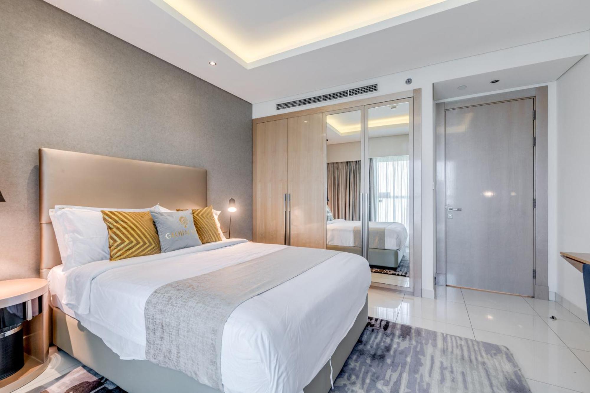 Globalstay Damac Towers By Paramount In Business Bay Dubai Exteriör bild