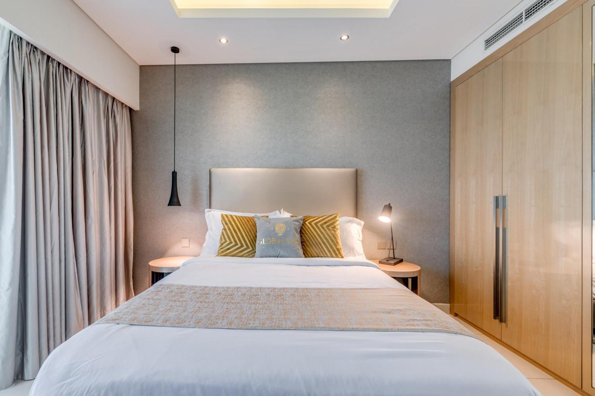 Globalstay Damac Towers By Paramount In Business Bay Dubai Exteriör bild