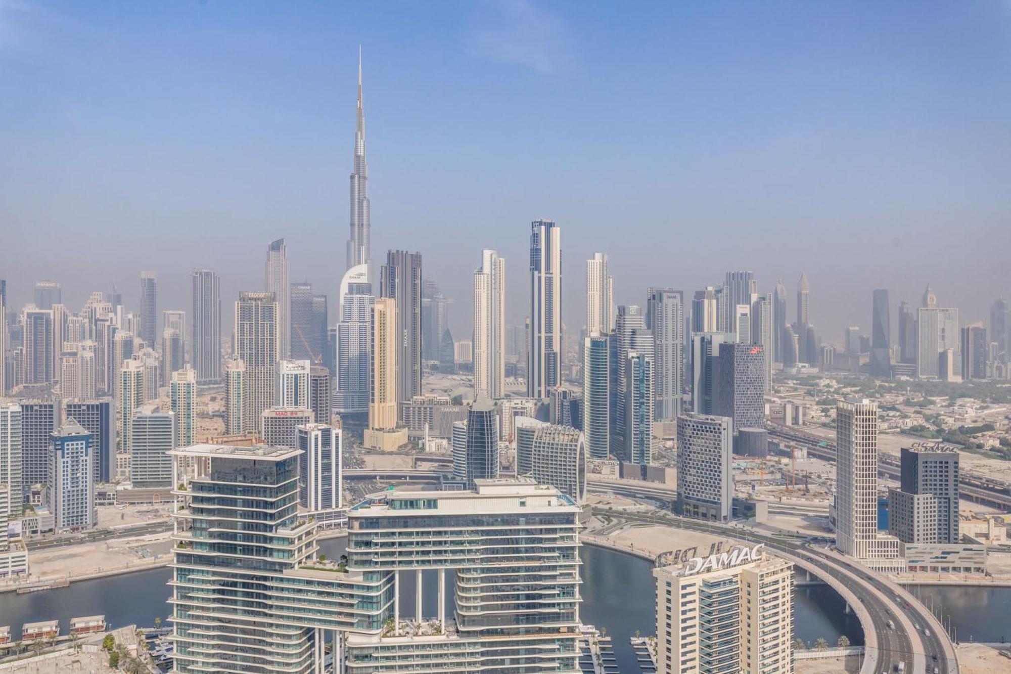 Globalstay Damac Towers By Paramount In Business Bay Dubai Exteriör bild